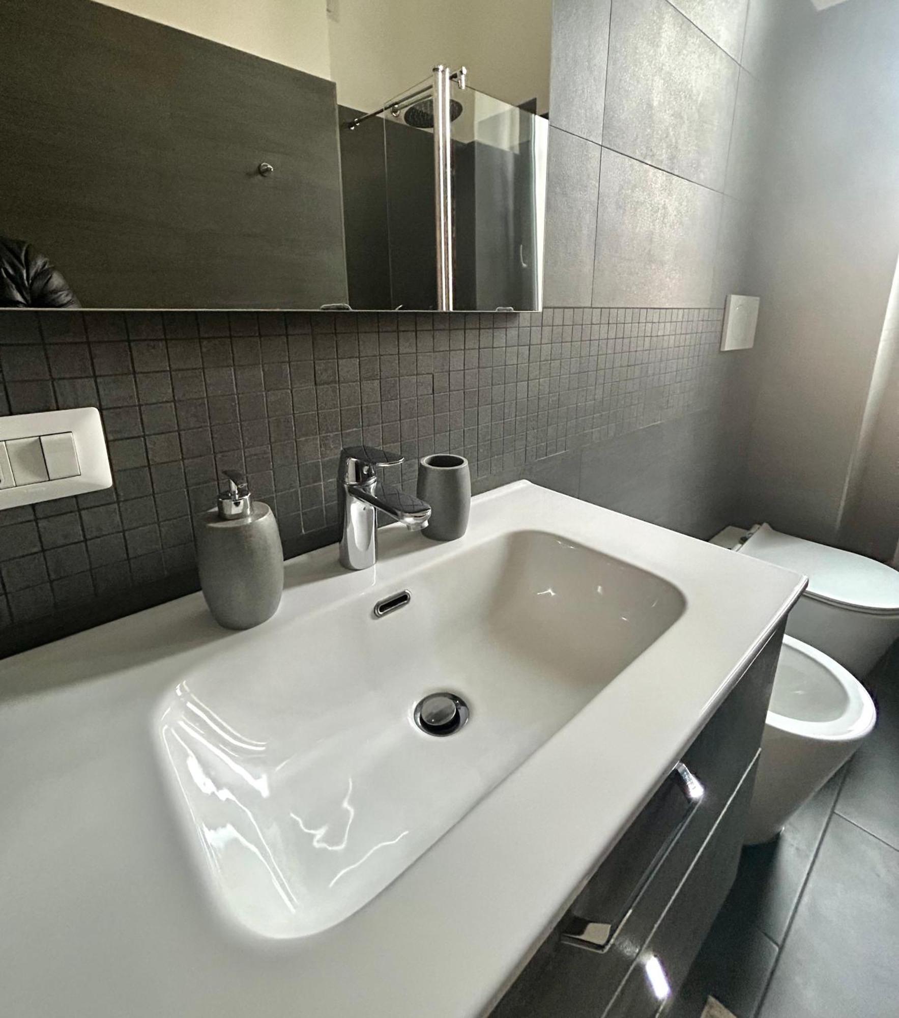 Fully Equipped Design Studio In San Siro 米兰 外观 照片
